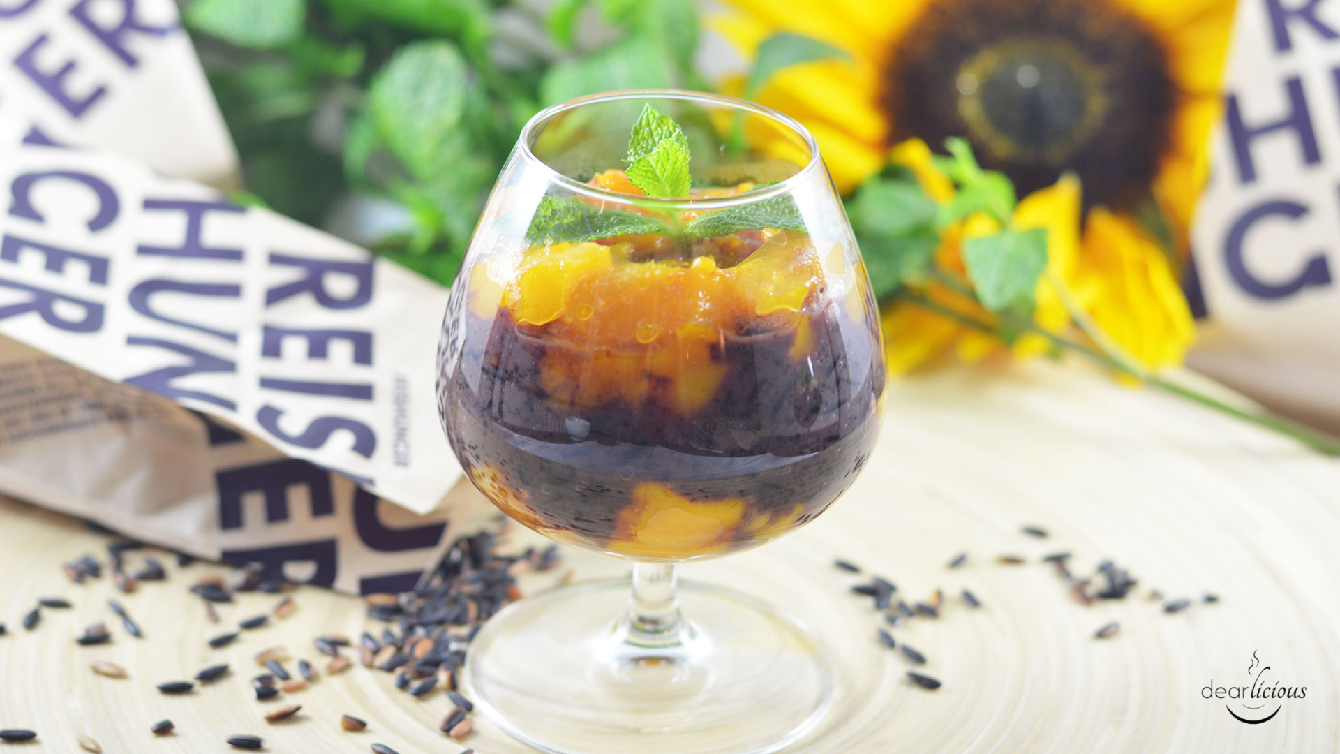 Rezept für schwarzen Klebreispudding mit karamellisierter Mango und Reishunger-Verlosung | www.dearlicious.com